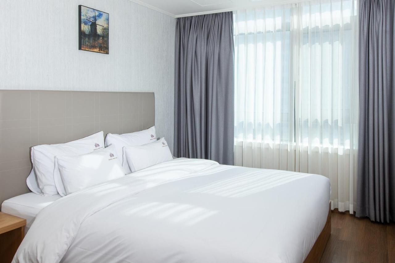 Central Park Hotel Busan Bagian luar foto