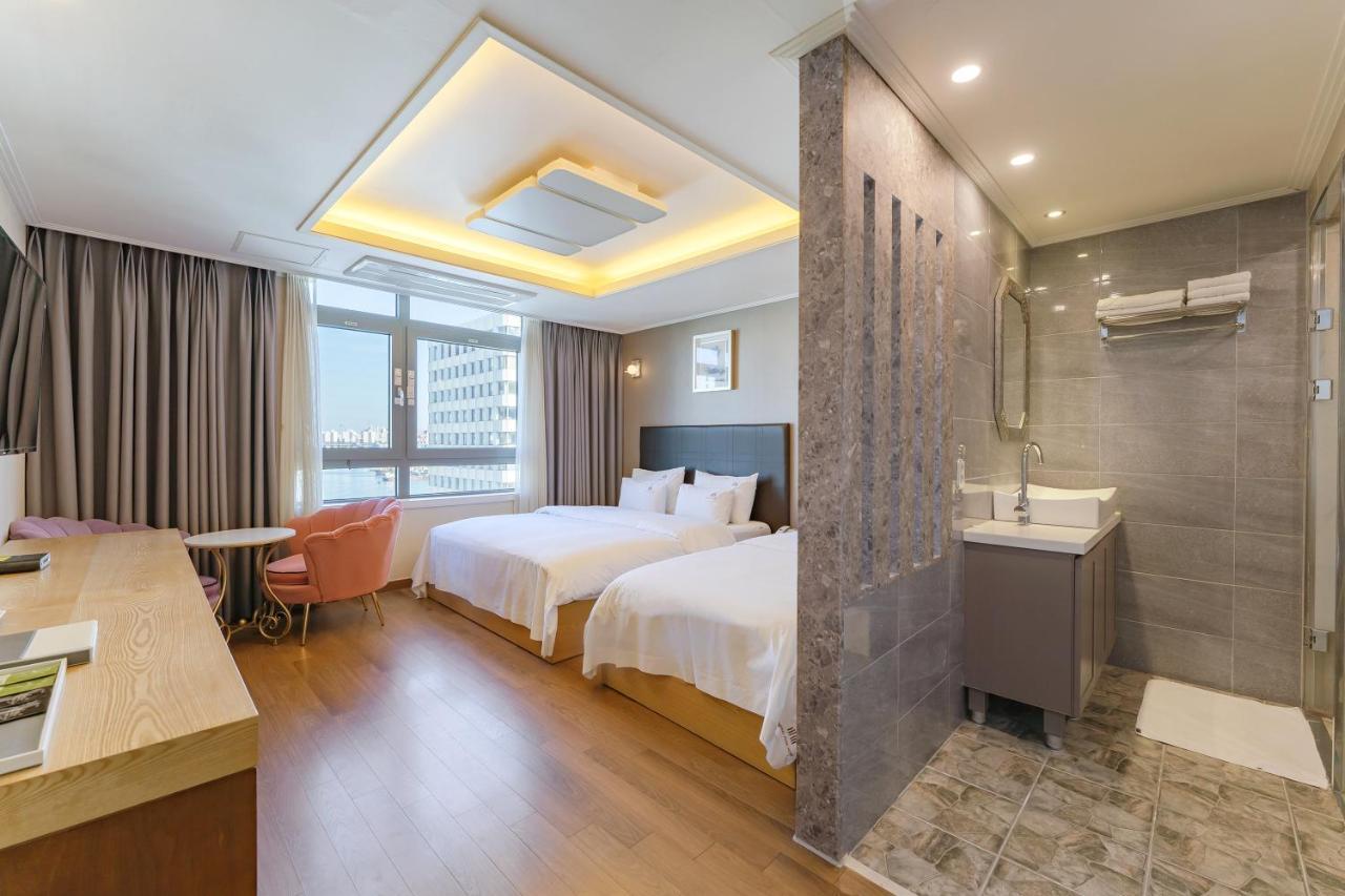 Central Park Hotel Busan Bagian luar foto