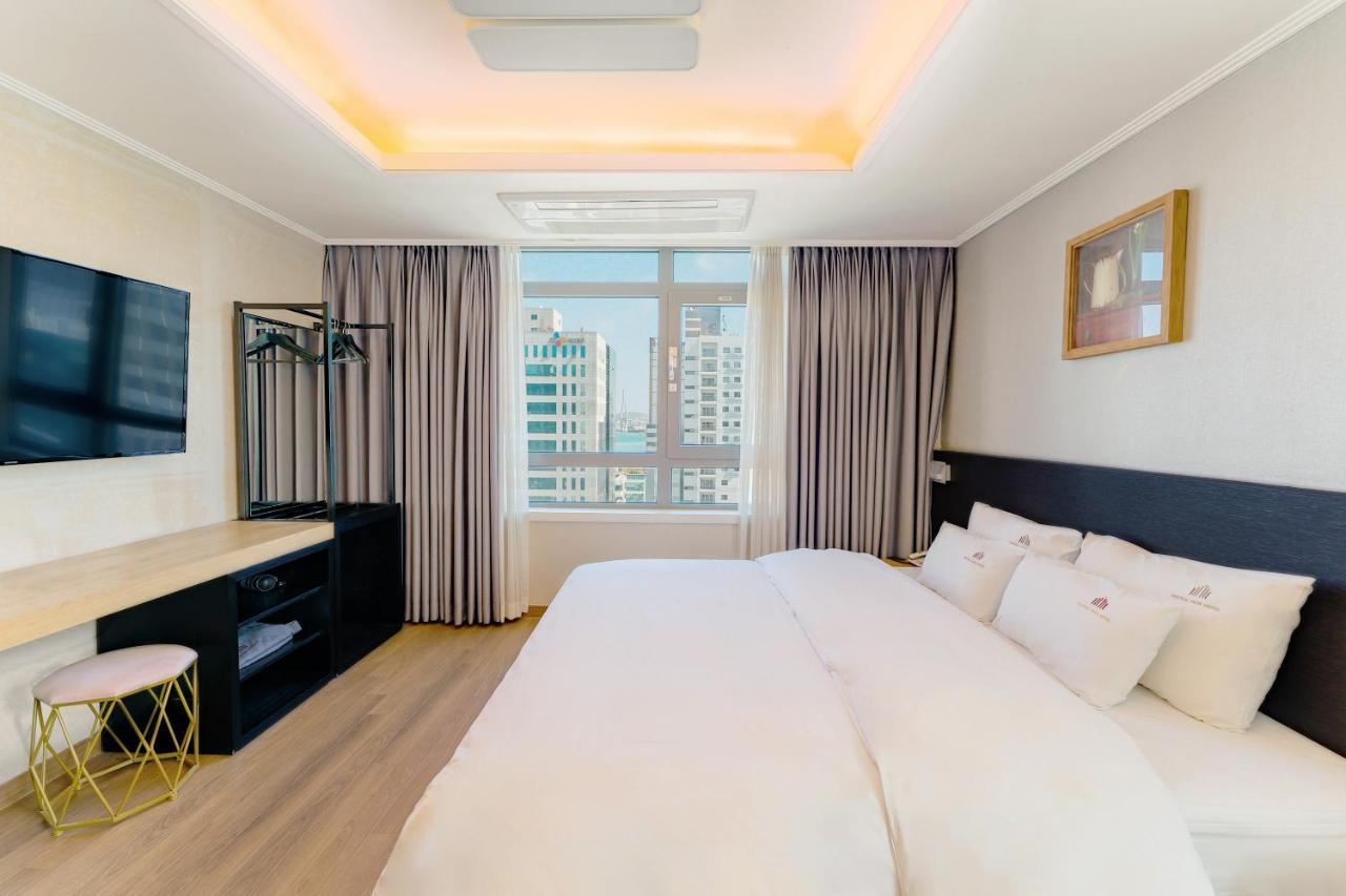 Central Park Hotel Busan Bagian luar foto