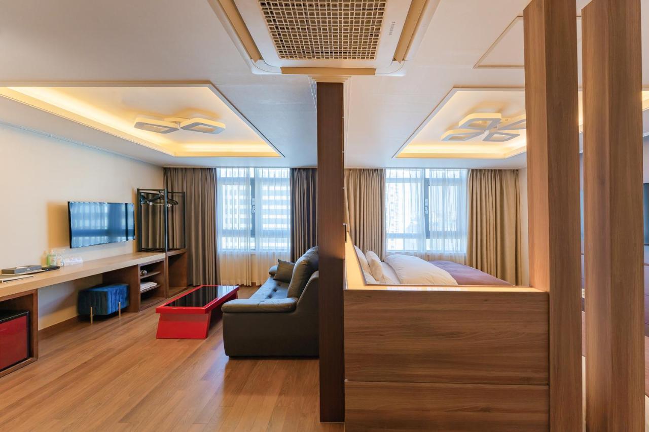 Central Park Hotel Busan Bagian luar foto