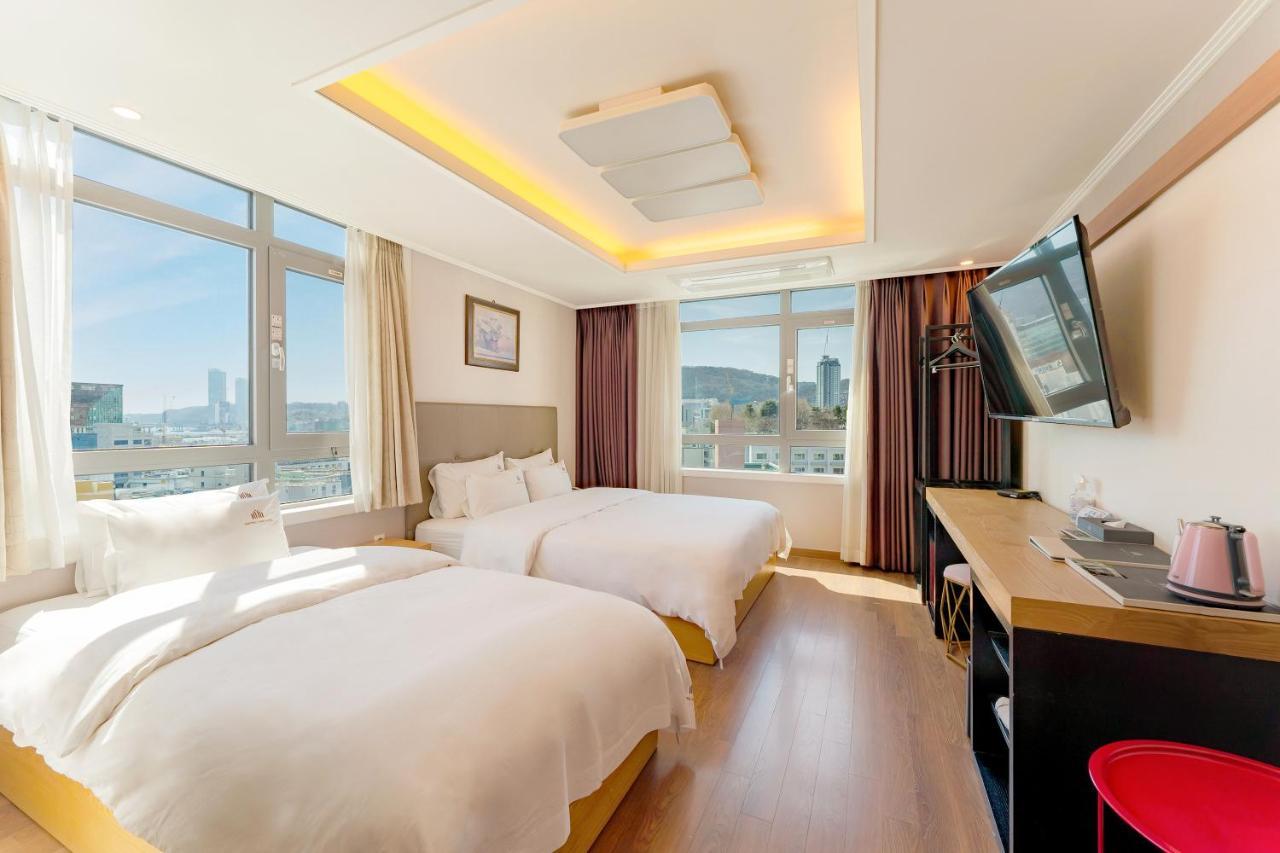 Central Park Hotel Busan Bagian luar foto
