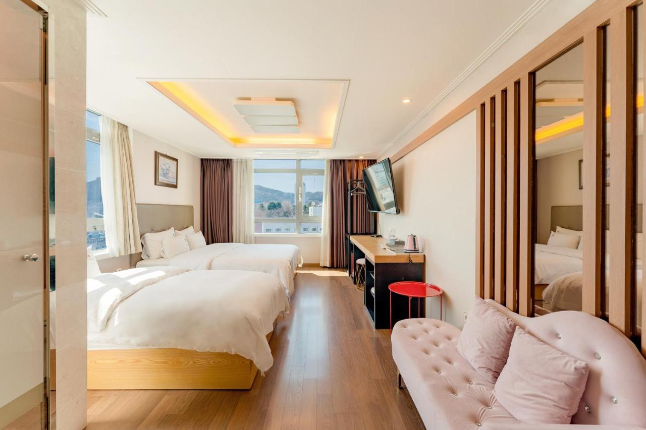 Central Park Hotel Busan Bagian luar foto