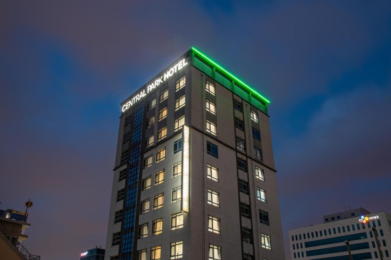 Central Park Hotel Busan Bagian luar foto